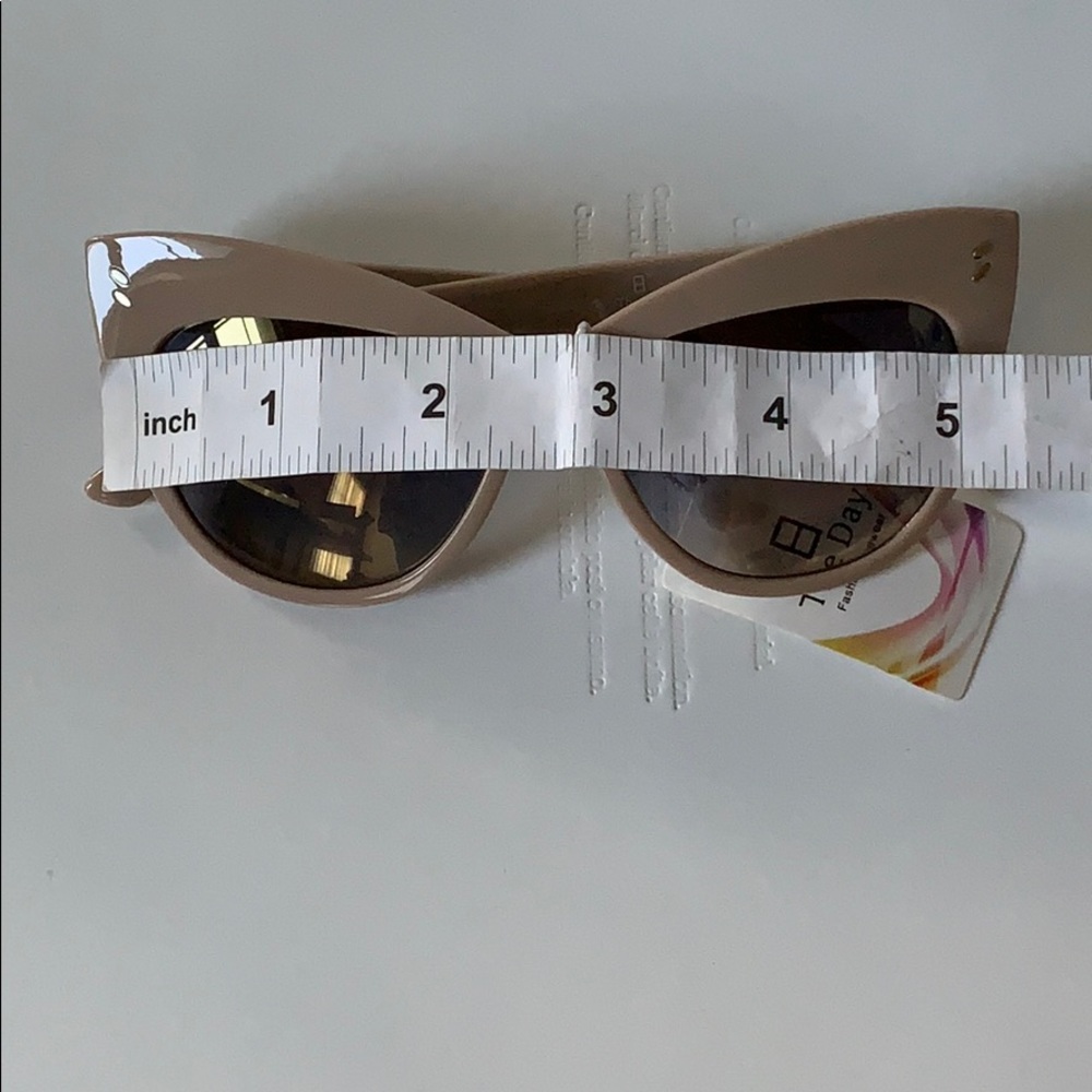 🆕 🆑 SUNGLASSES - Picture 5 of 7